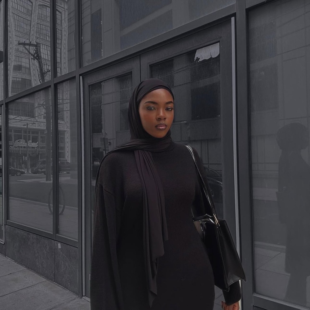 Elegant Black Long-Sleeve Dress